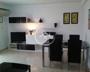 Living room of Flat to rent in Burjassot  with Air Conditioner and Balcony