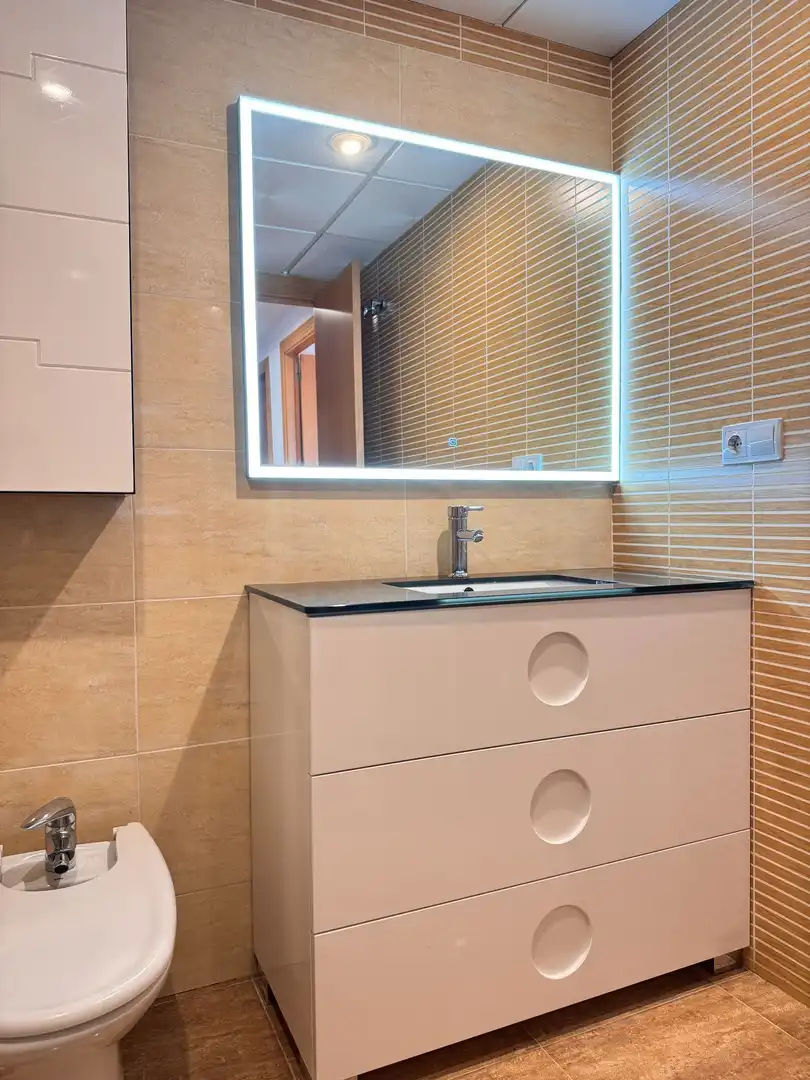Baño de Ático en venta en Roquetas de Mar con Aire acondicionado, Calefacción y Trastero