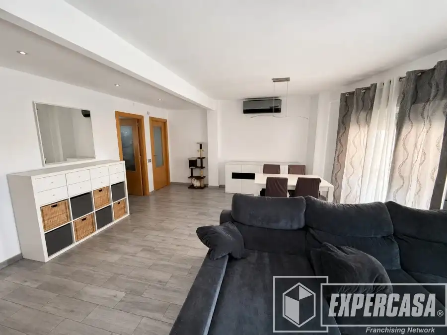 Sala d'estar de Dúplex en venda en Chelva amb Aire condicionat i Terrassa