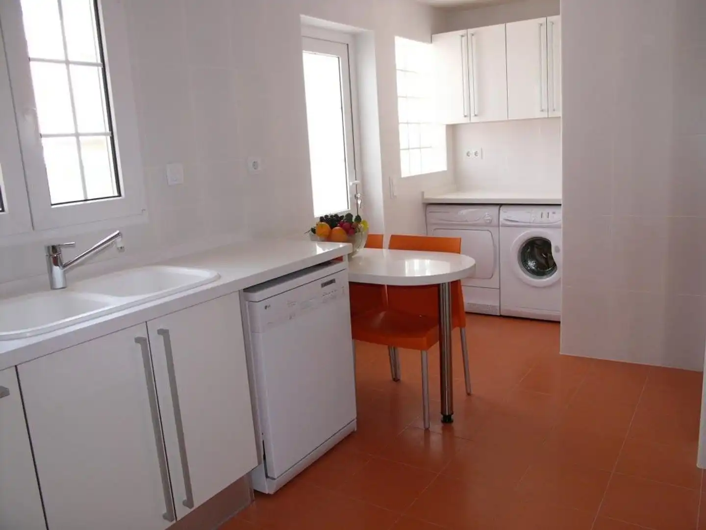 Cocina de Casa adosada en venta en El Puig de Santa Maria con Aire acondicionado, Calefacción y Jardín privado