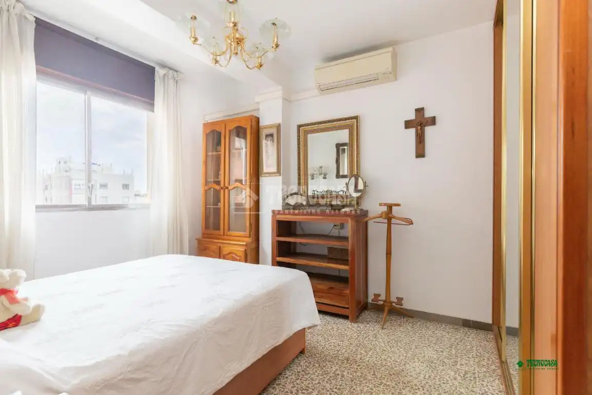 Bedroom of Flat for sale in Almería  with Heating and Terrace
