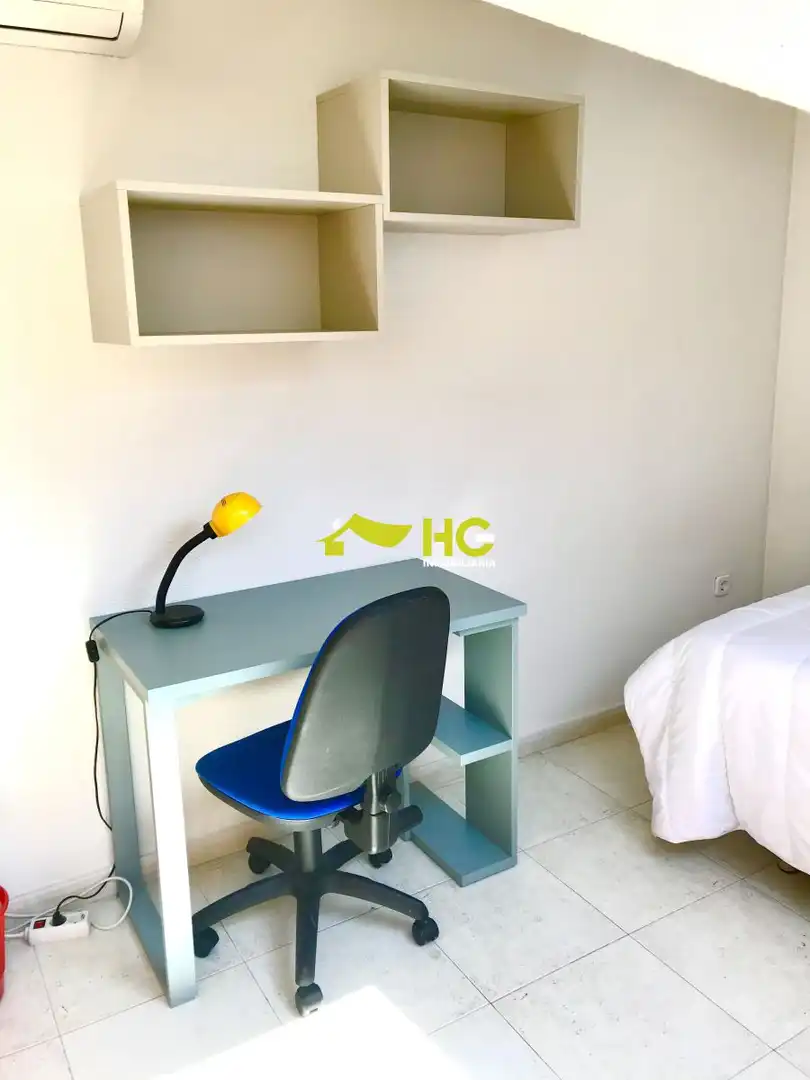 Habitación de Dúplex de alquiler en Villaviciosa de Odón con Aire acondicionado, Calefacción y Terraza