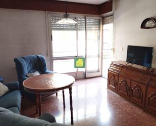 Sala d'estar de Pis de lloguer en  Albacete Capital amb Calefacció i Balcó