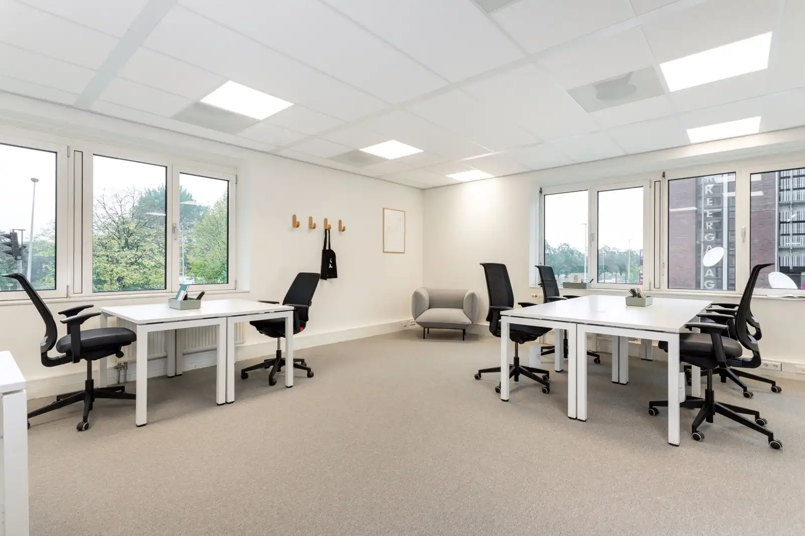 Büro zur Miete in Barcelona mit Klimaanlage, Heizung und Möbliert