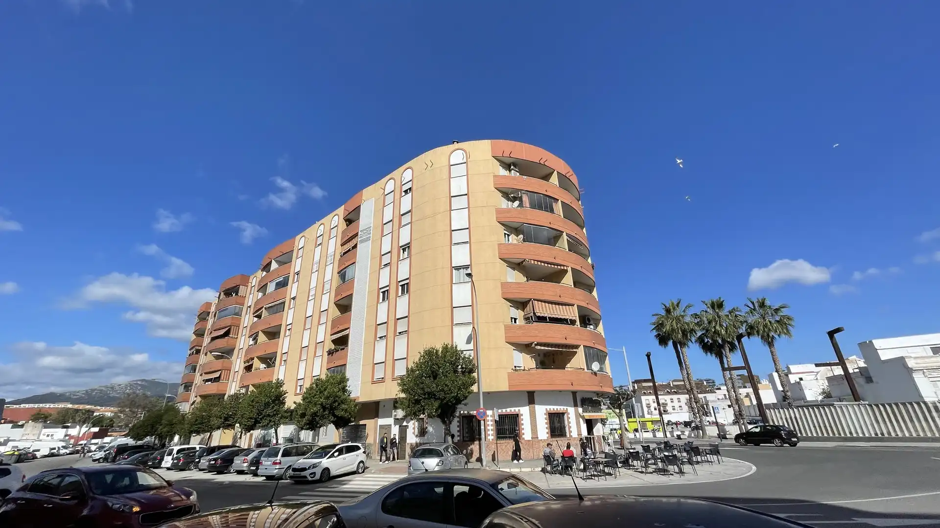 Vista exterior de Local en venta en Algeciras