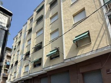 Piso en venta en Carrer NARCIS MONTURIOL 20