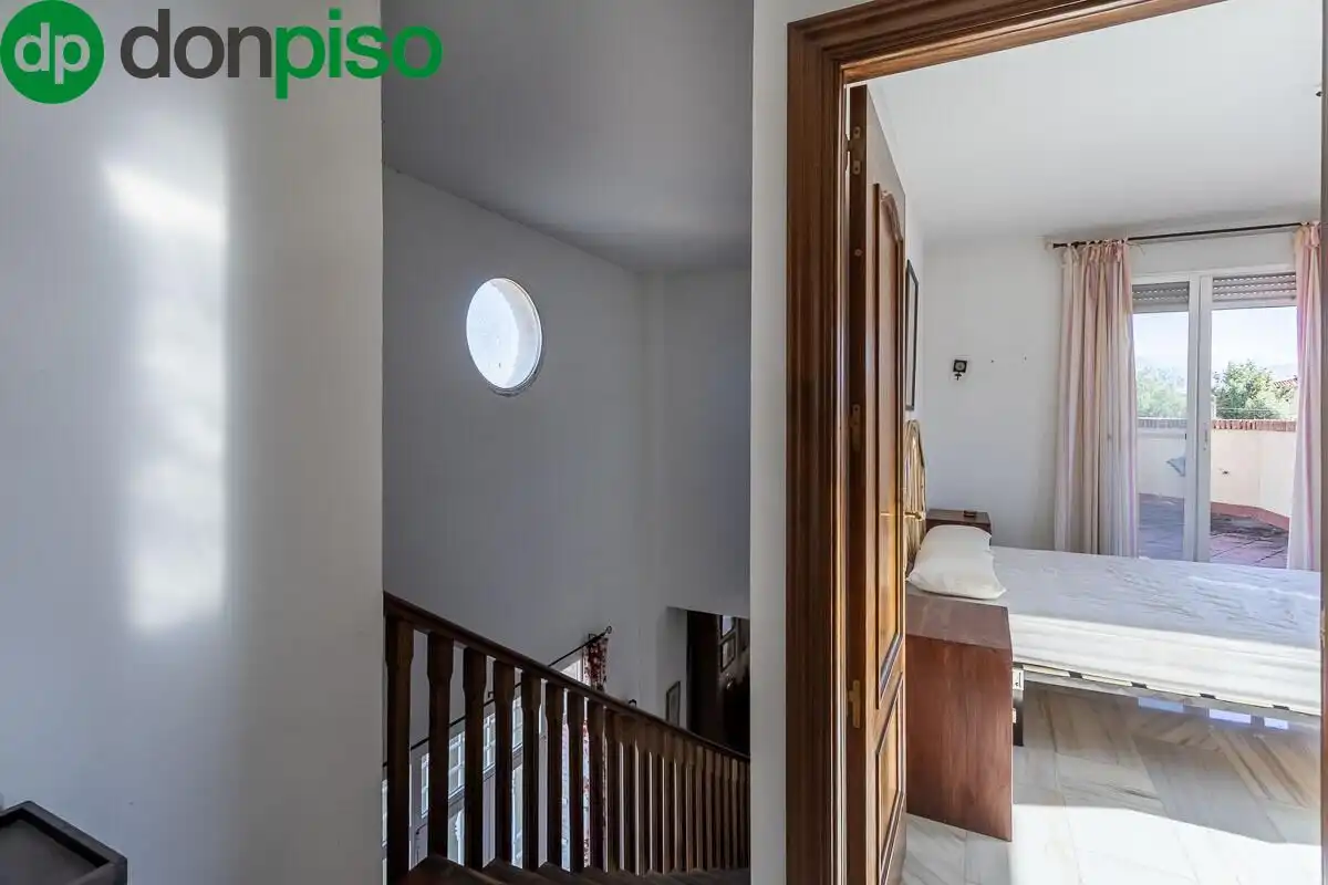 Detached house with pool for sale in Calle del Arache, imagen 32
