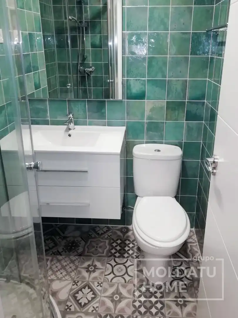 Baño de Piso en venta en Bilbao  con Calefacción