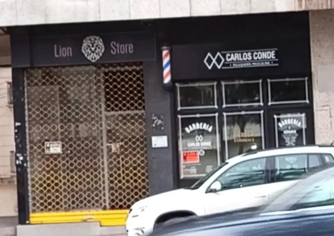 Local de alquiler en Avenida de Castelao, 54, Coia