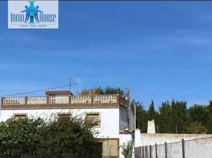 Exterior view of Houses for sale in Albacete  with Air Conditioner and Storage room