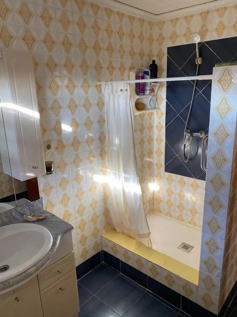 Bany de Casa o xalet en venda en Sagunto / Sagunt amb Aire condicionat, Jardí privat i Terrassa