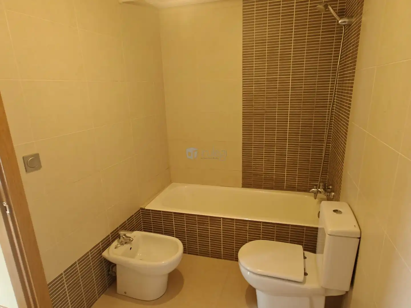 Baño de Piso en venta en Astigarraga con Calefacción y Terraza