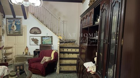 CASA EN EL CENTRO DE NERJA A REFORMAR.