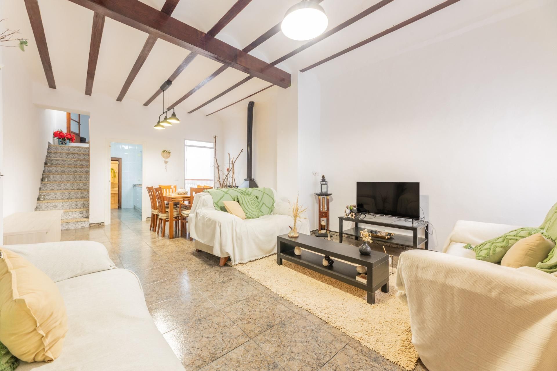 Sala d'estar de Casa o xalet en venda en Anna amb Moblat i Balcó