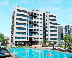 Vista exterior de Apartament en venda en Castellón de la Plana / Castelló de la Plana amb Aire condicionat, Traster i Piscina