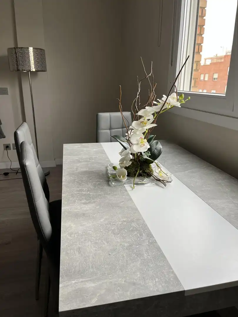 Comedor de Piso de alquiler en Almería con Aire acondicionado, Calefacción y Amueblado