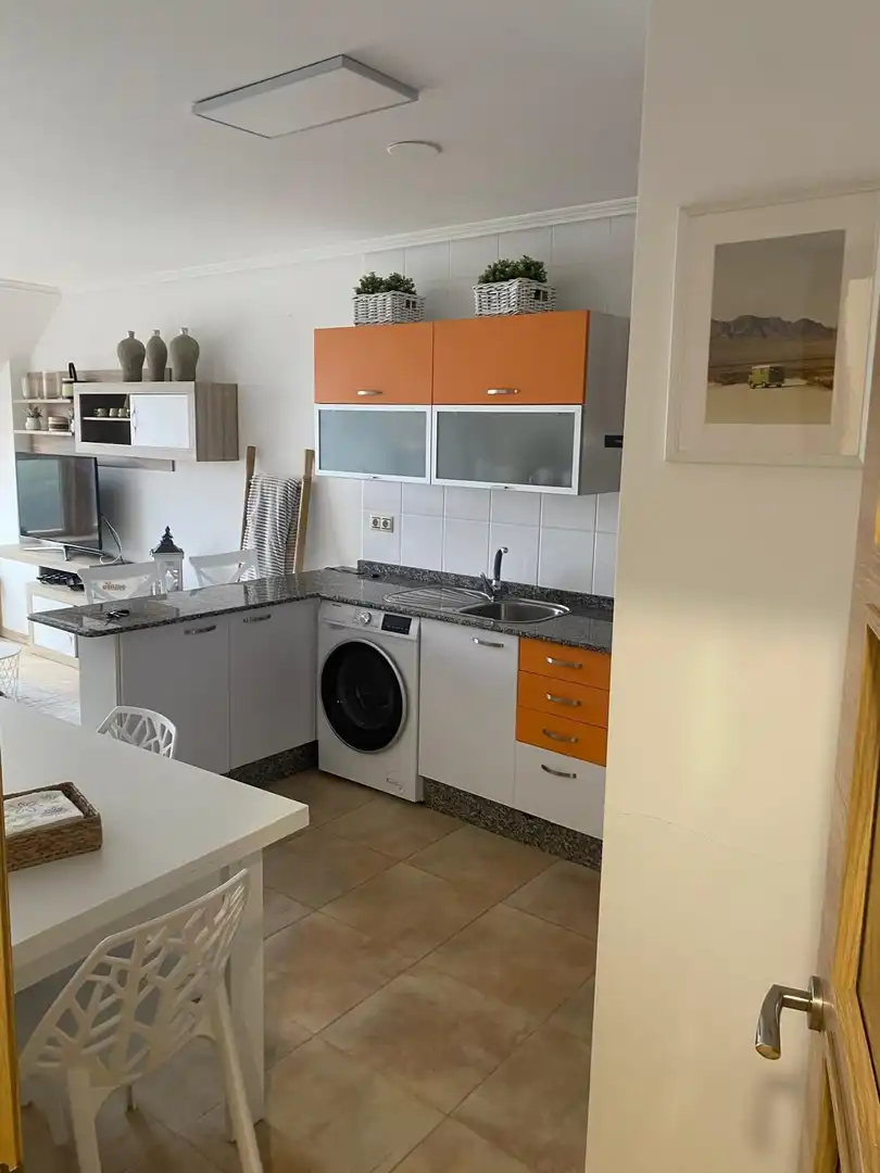 Cocina de Piso de alquiler en Malpica de Bergantiños con Calefacción, Trastero y Amueblado