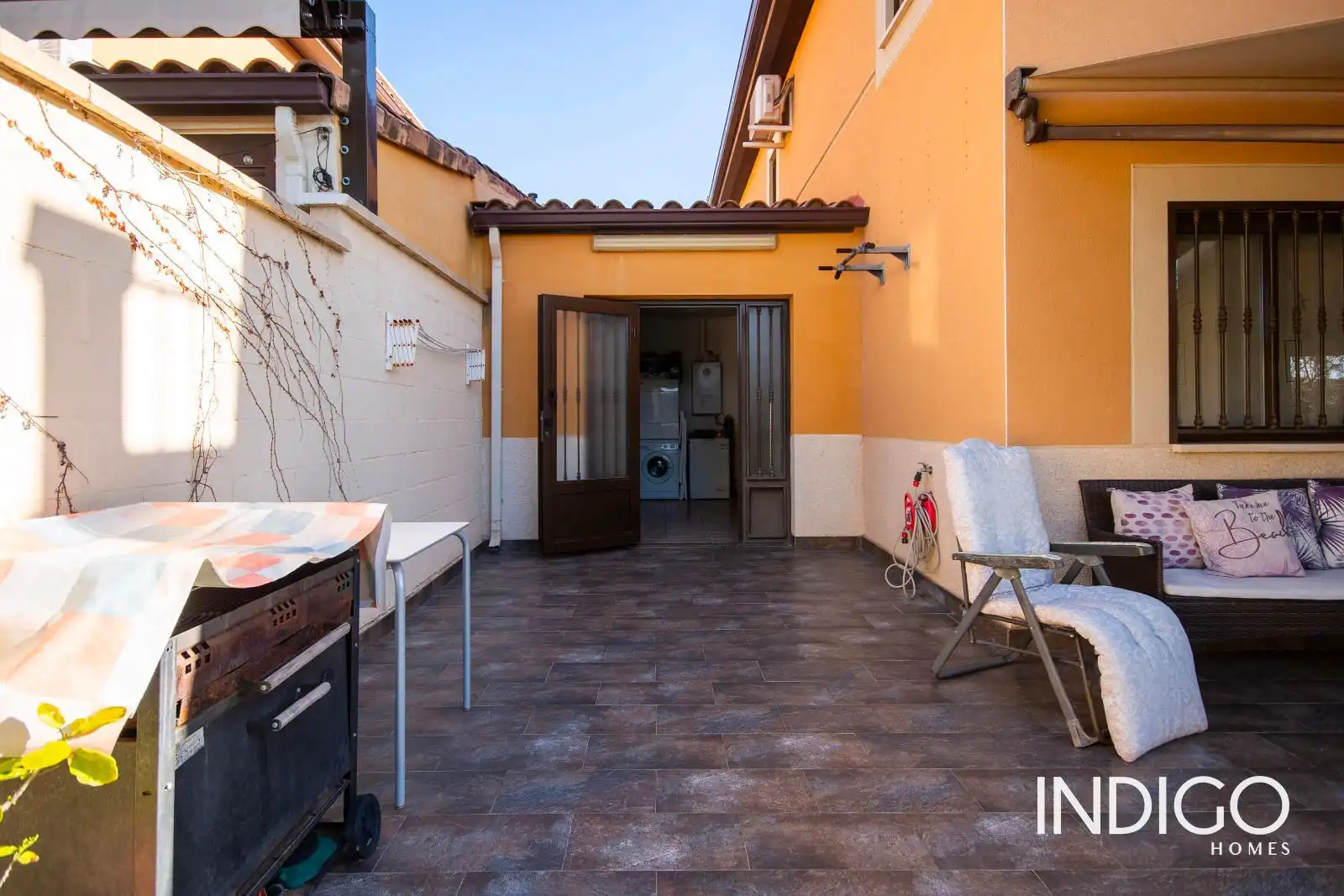 Terrassa de Casa adosada en venda en Alicante / Alacant amb Aire condicionat, Jardí privat i Piscina