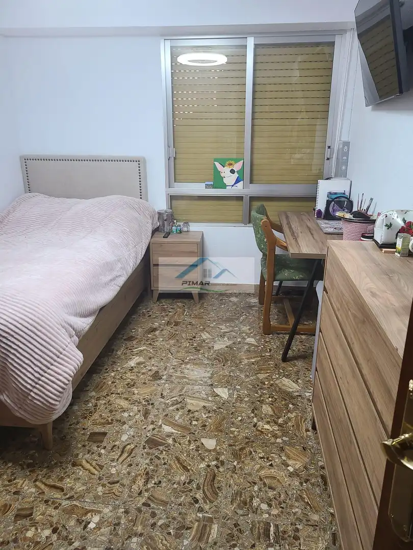 Habitación de Piso en venta en Elche / Elx con Aire acondicionado, Calefacción y Balcón