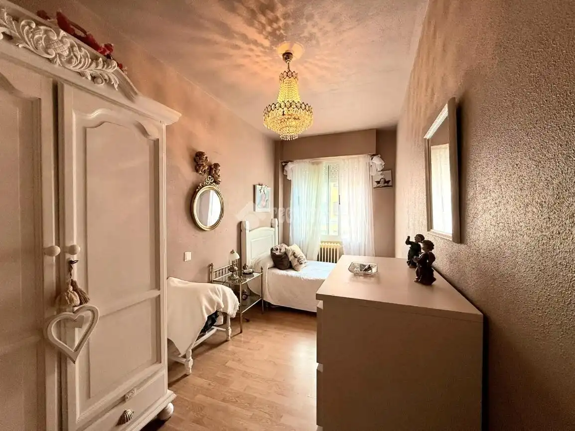 Flat for sale in Sónsoles