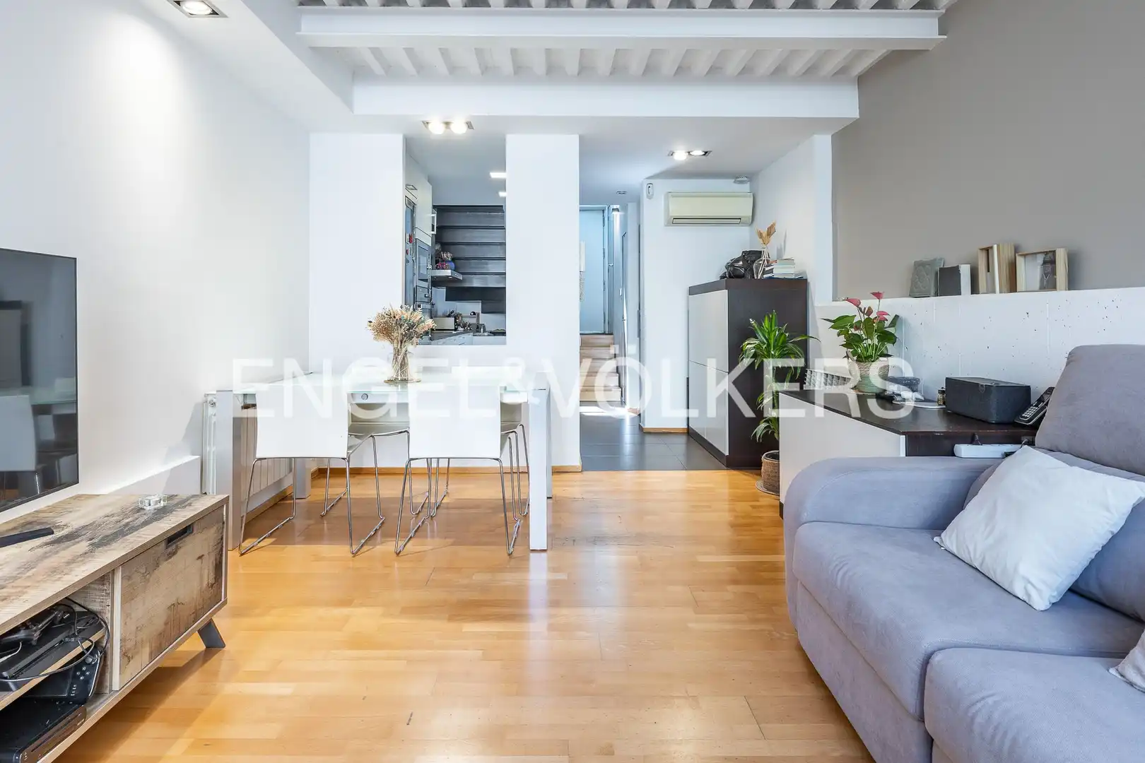 Vista exterior de Casa adosada en venta en Barcelona con Aire acondicionado, Calefacción y Parquet