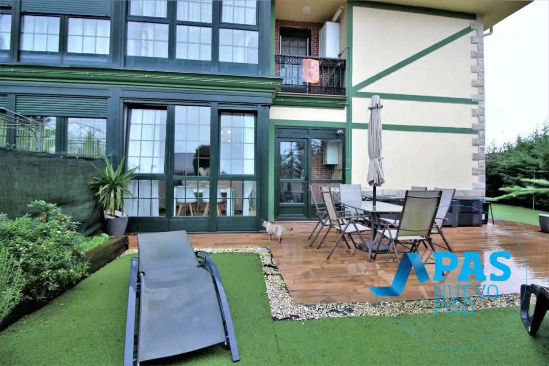 Terrace of Flat for sale in Penagos  with Heating, Private garden and Storage room