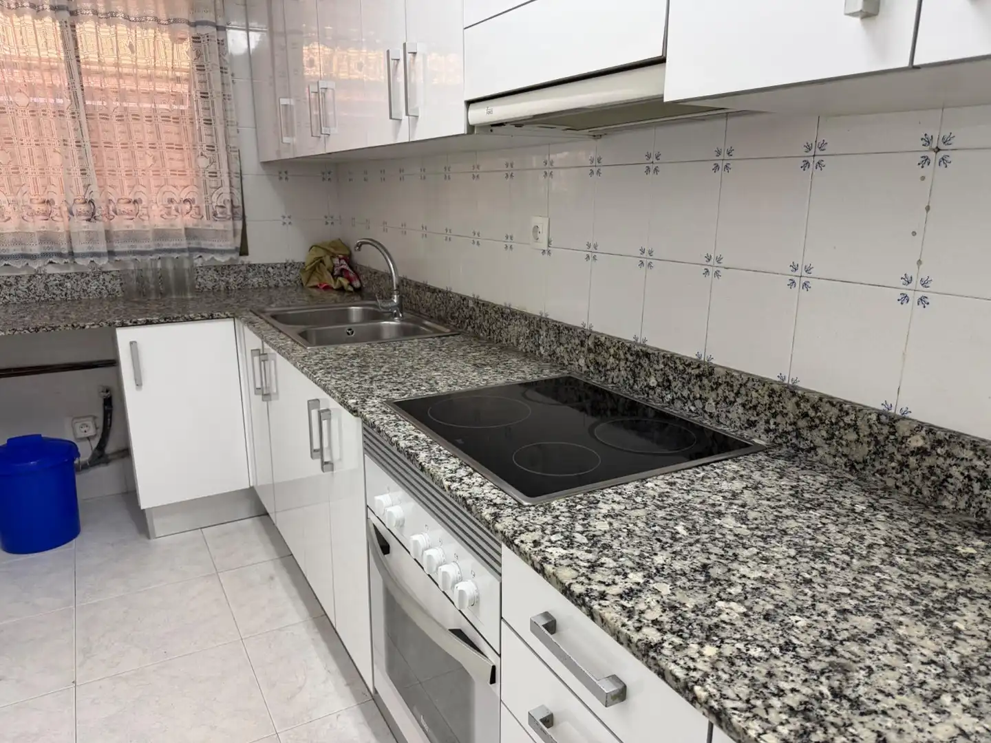 Kitchen of Ground floor for sale in Cerdanyola