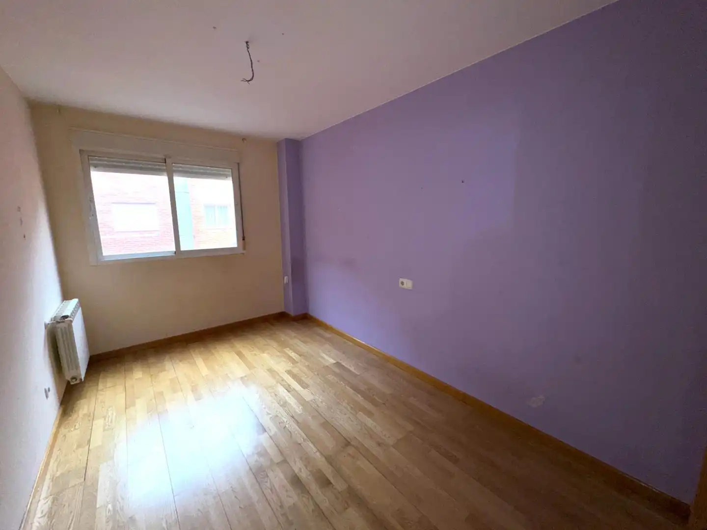 Schlafzimmer von Wohnung zum Verkauf in Ponferrada mit Heizung und Abstellraum