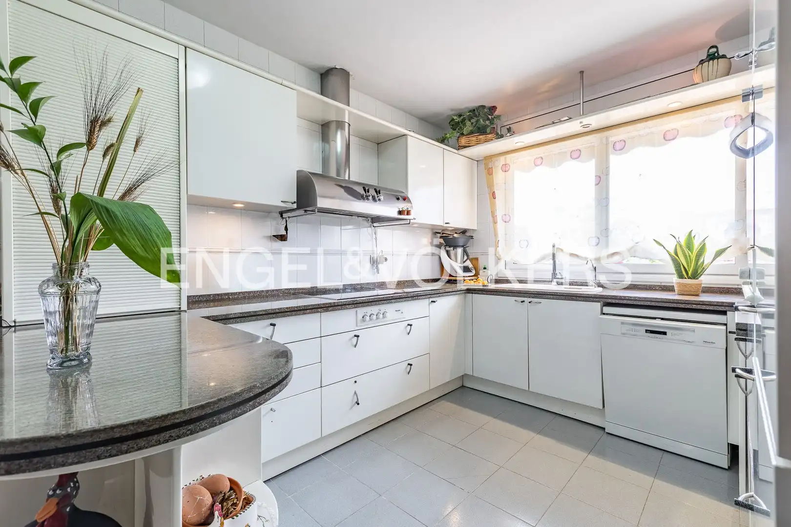 Kitchen of Houses for sale in Terrassa  with Air Conditioner, Heating and Private garden
