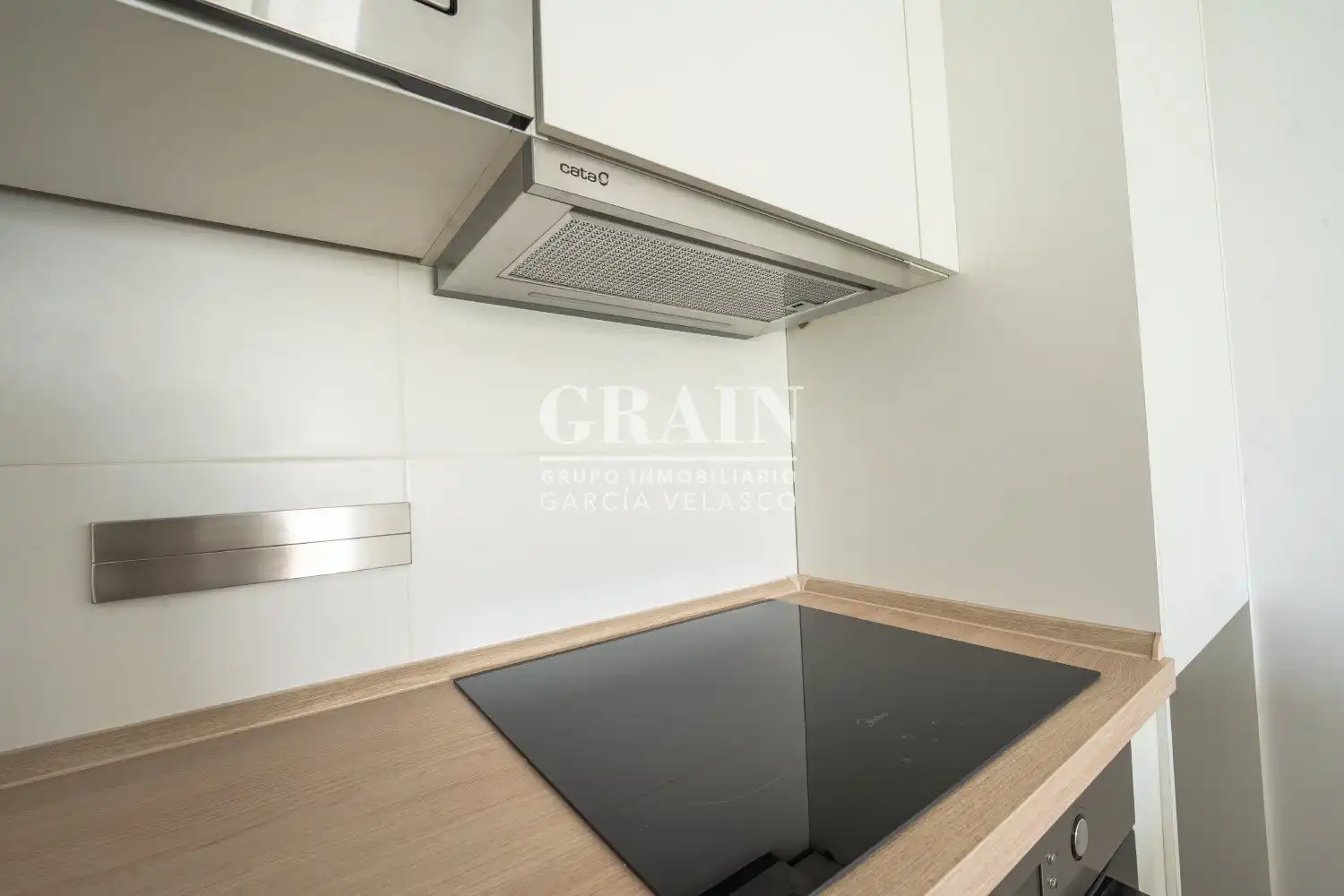 Cuina de Apartament en venda en Albacete amb Calefacció, Traster i Piscina