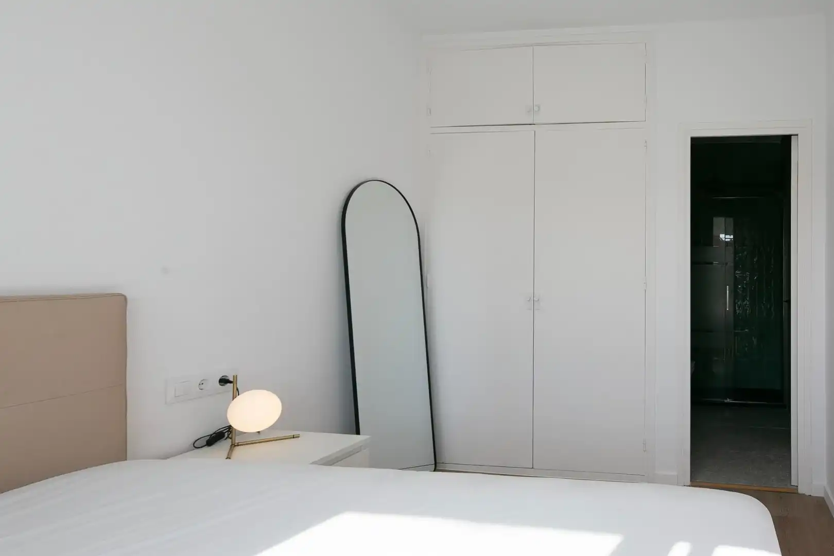 Bedroom of Flat for sale in L'Hospitalet de Llobregat  with Air Conditioner, Heating and Parquet flooring