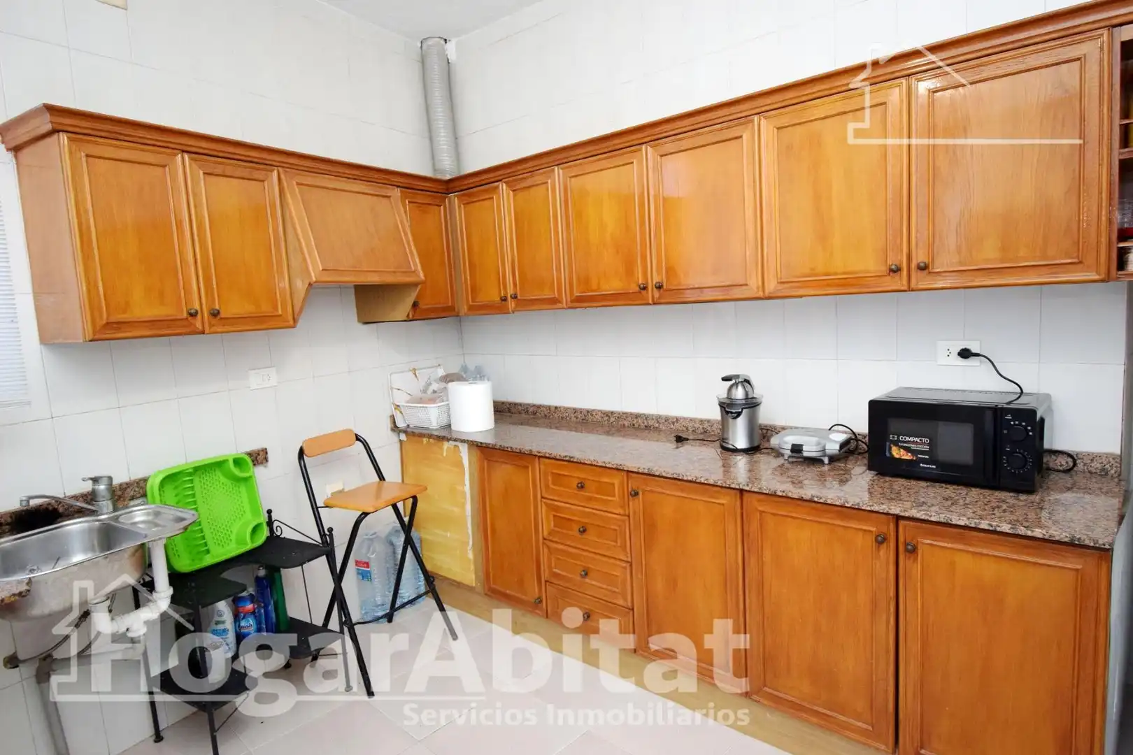 Cuina de Casa o xalet en venda en Almazora / Almassora amb Terrassa, Traster i Balcó