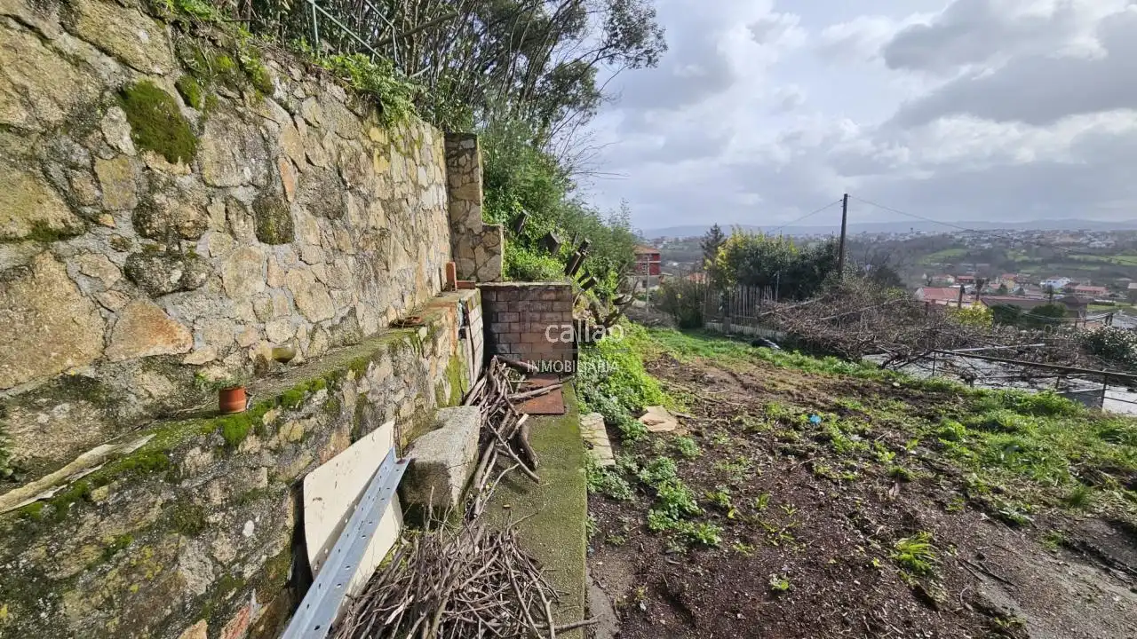 Haus oder Chalet zum Verkauf in Ferrol mit Privatgarten