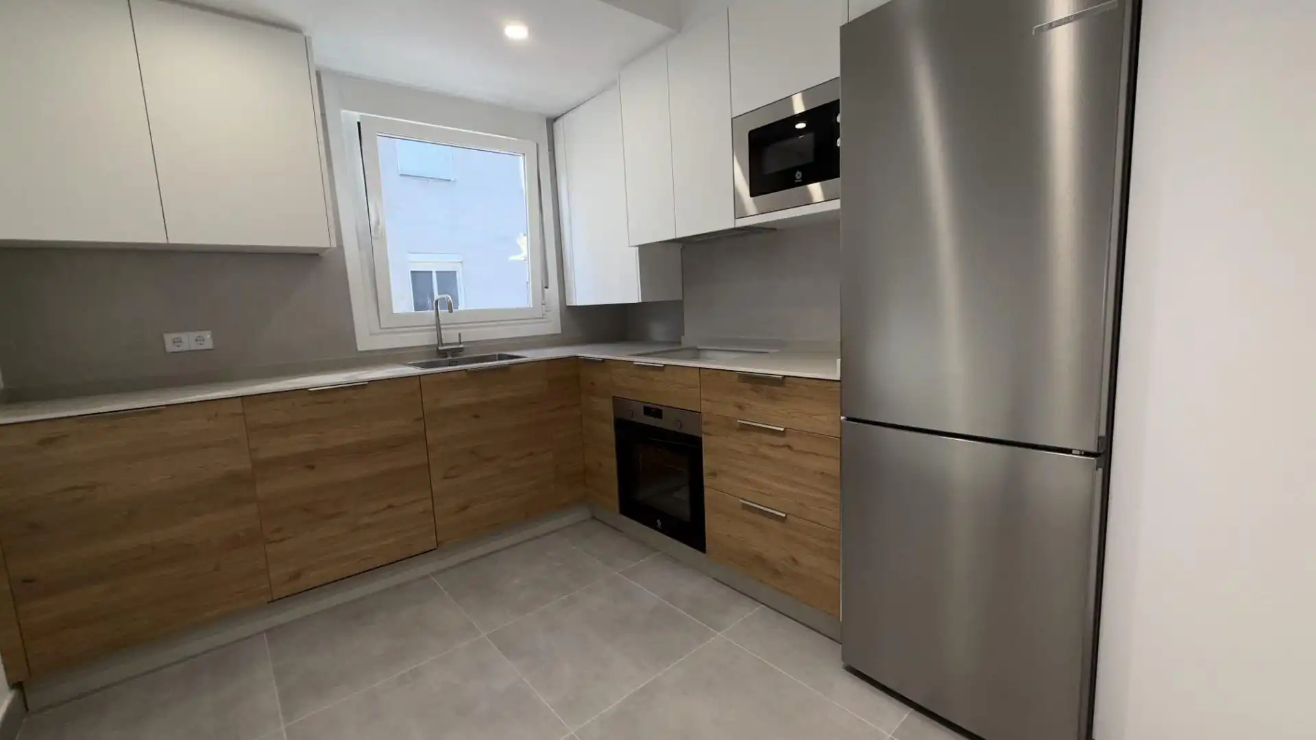 Piso con terraza en venta en Avenida BUENOS AIRES