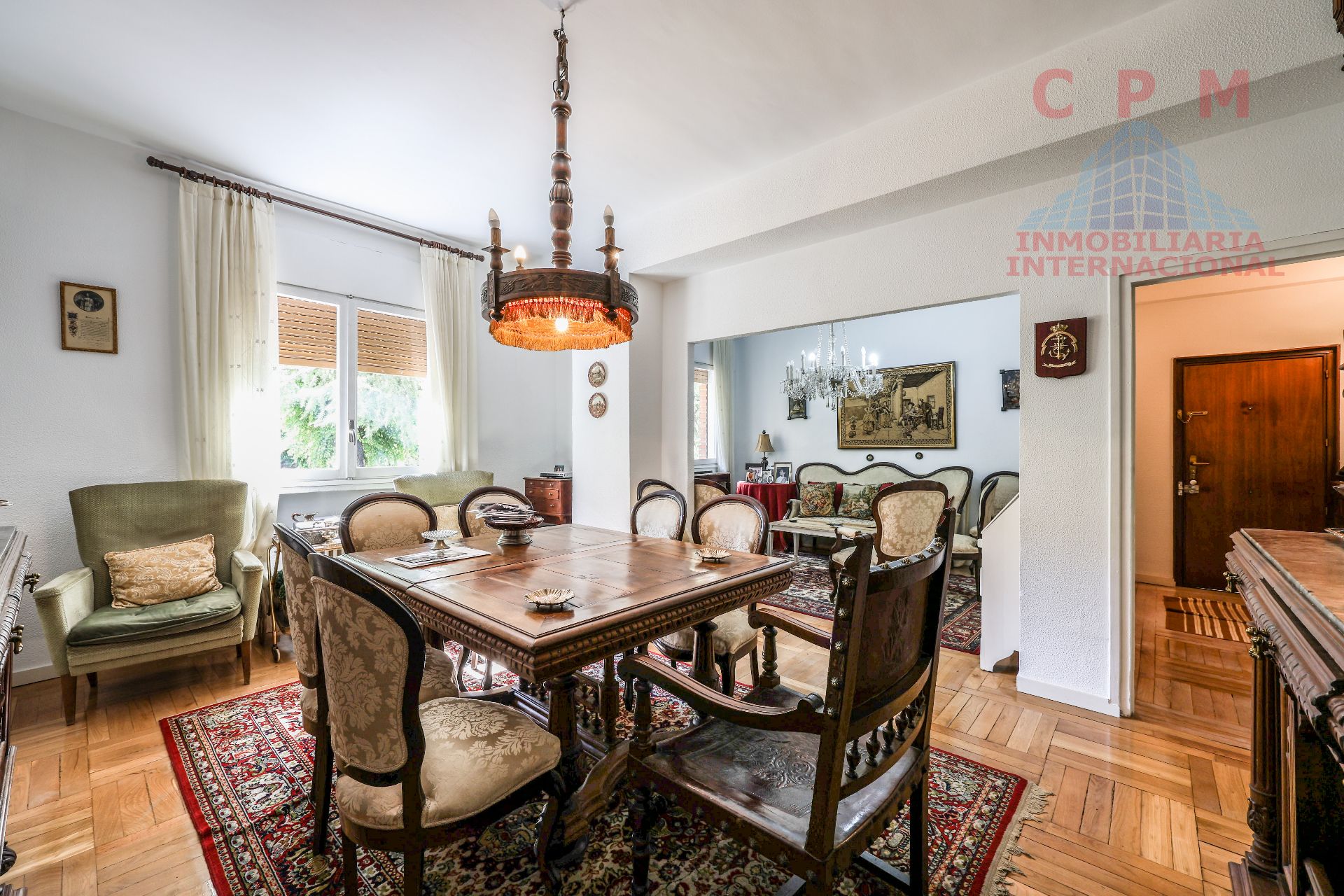 Comedor de Piso en venta en  Madrid Capital con Calefacción, Parquet y Horno