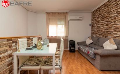 Living room of Flat for sale in  Madrid Capital  with Air Conditioner