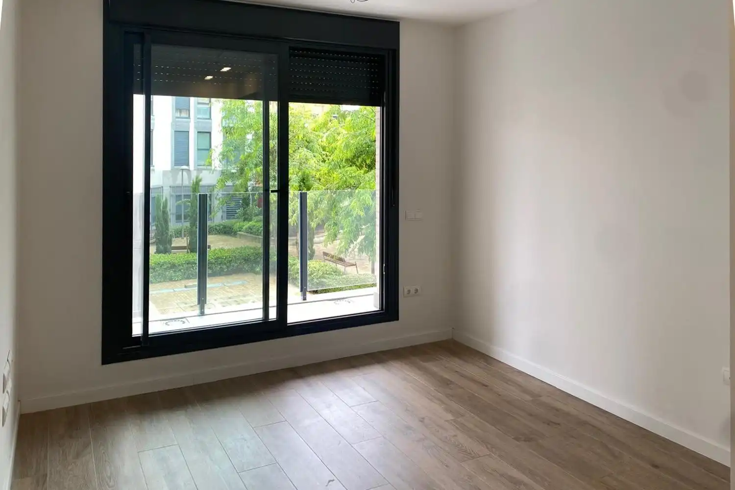 Bedroom of Flat for rent in Madrid  with Terrace and Storage room