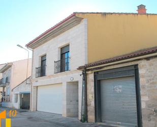 Vista exterior de Casa o xalet en venda en Quintanilla Vivar amb Traster i Balcó
