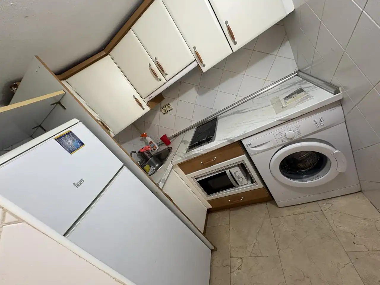 Kitchen of Duplexes for rent in Madrid  with Air Conditioner and Furnished