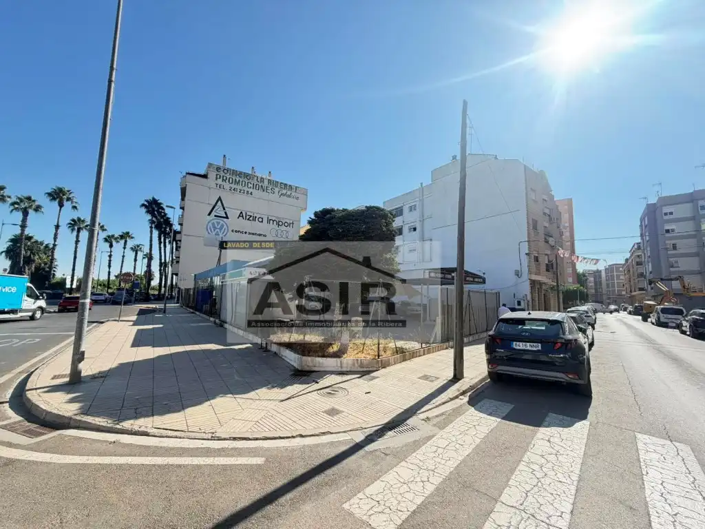 Vista exterior de Residencial en venda en Alzira