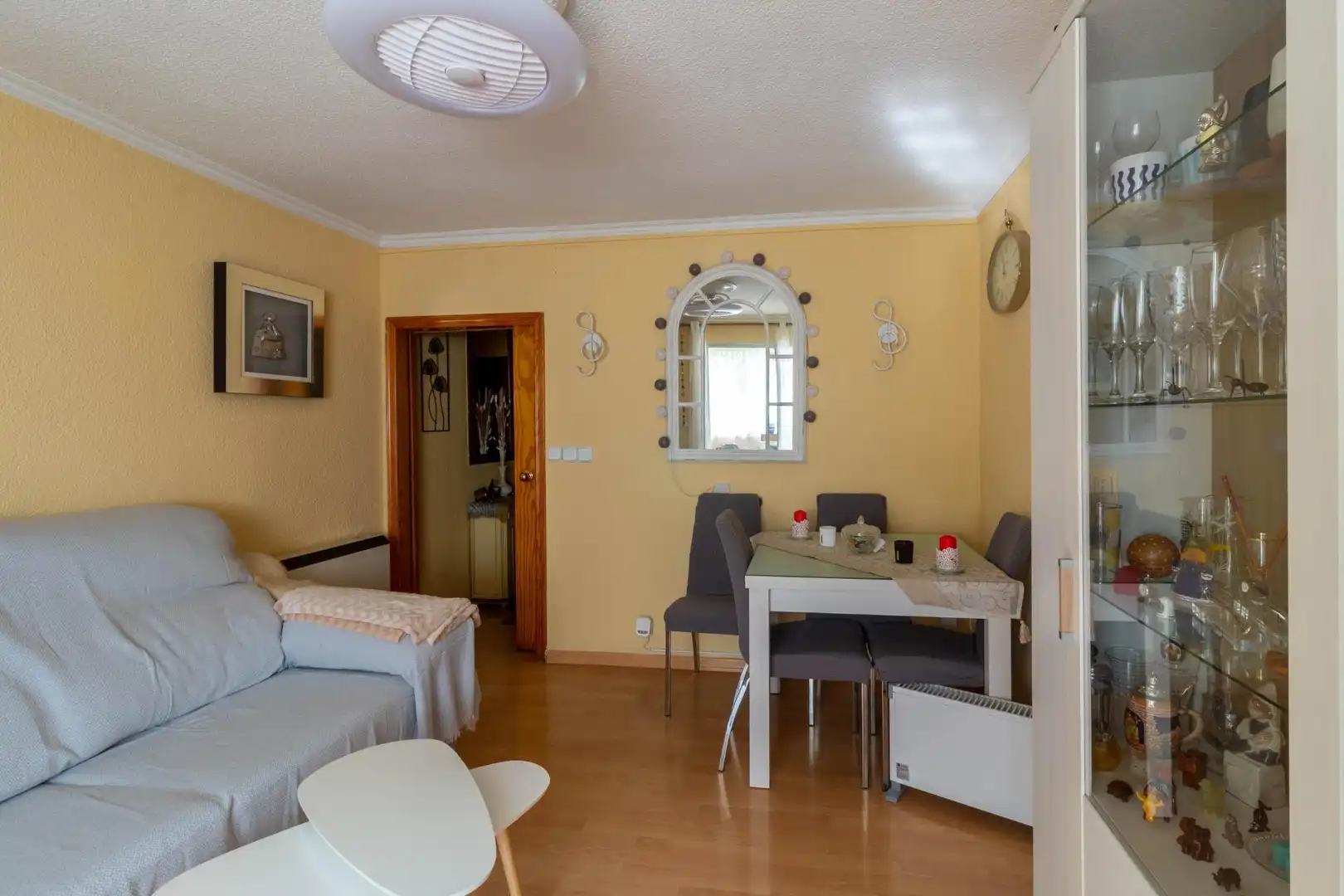 Sala de estar de Piso en venta en Madrid con Calefacción y Terraza
