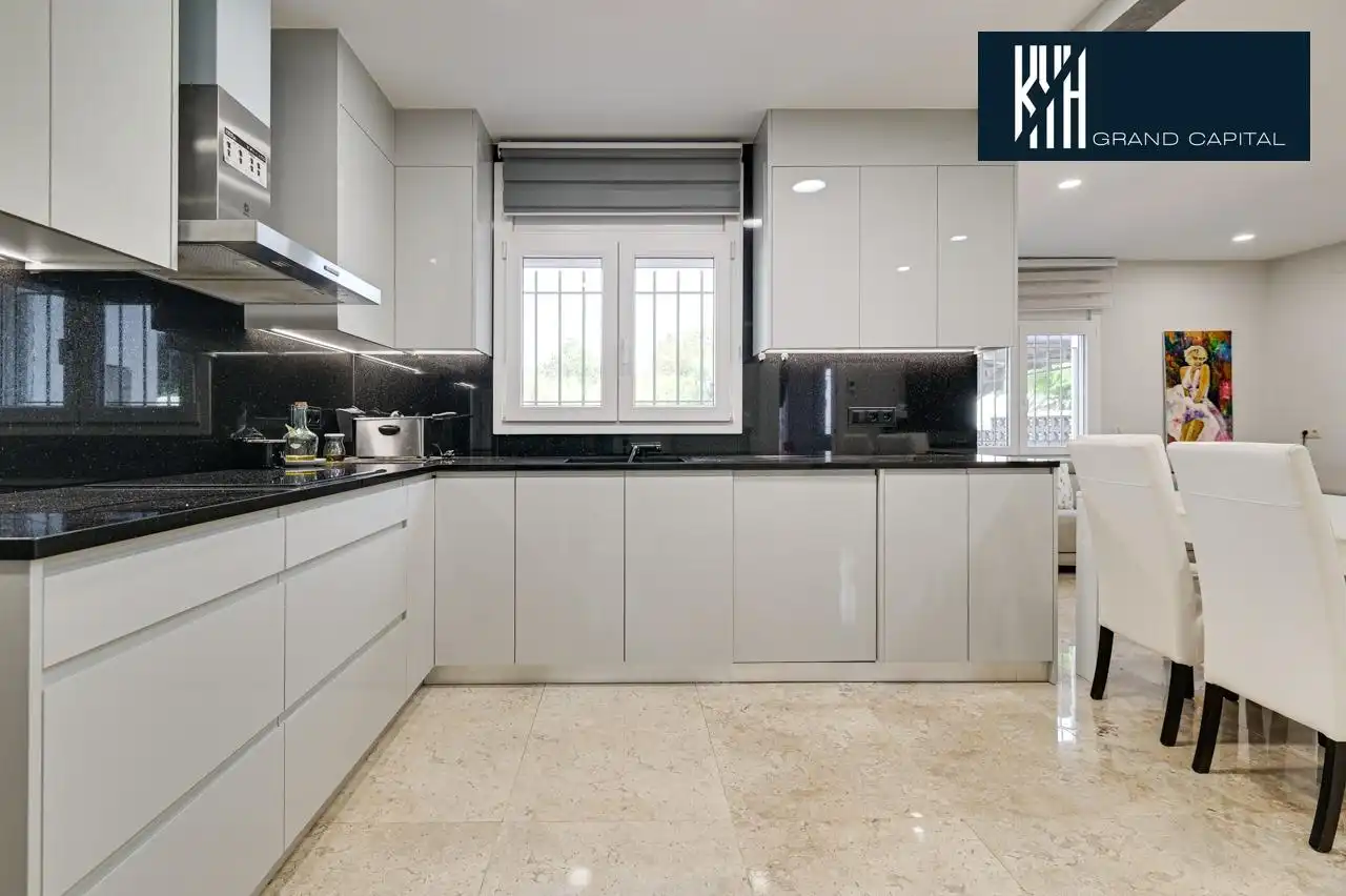 Kitchen of Houses for sale in Sarrià de Ter  with Air Conditioner and Heating