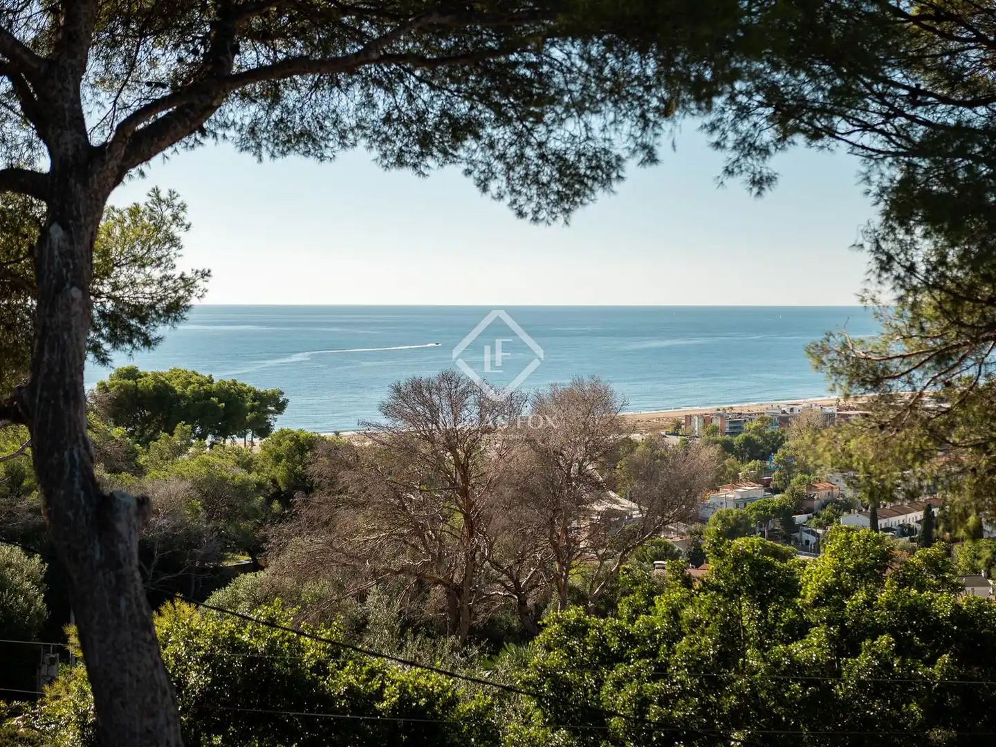 Vista exterior de Casa o chalet en venta en Castelldefels con Aire acondicionado, Jardín privado y Trastero