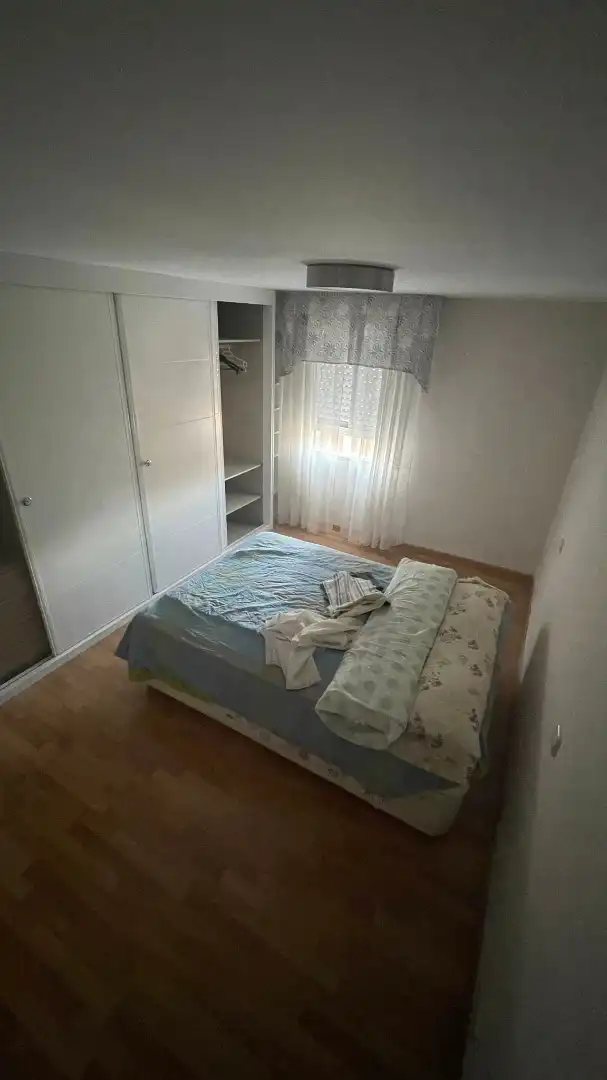 Wohnung zur Miete in Avenida de Moratalaz, Marroquina
