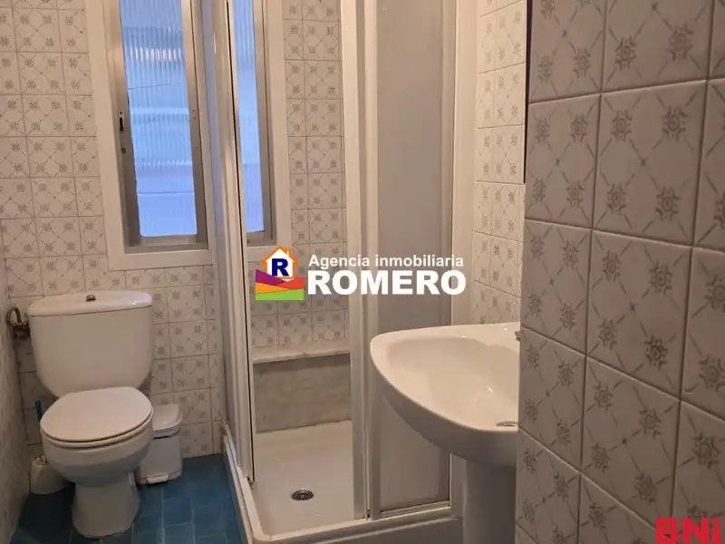 Schlafzimmer von Wohnung zum Verkauf in Santiago de Compostela  mit Möbliert