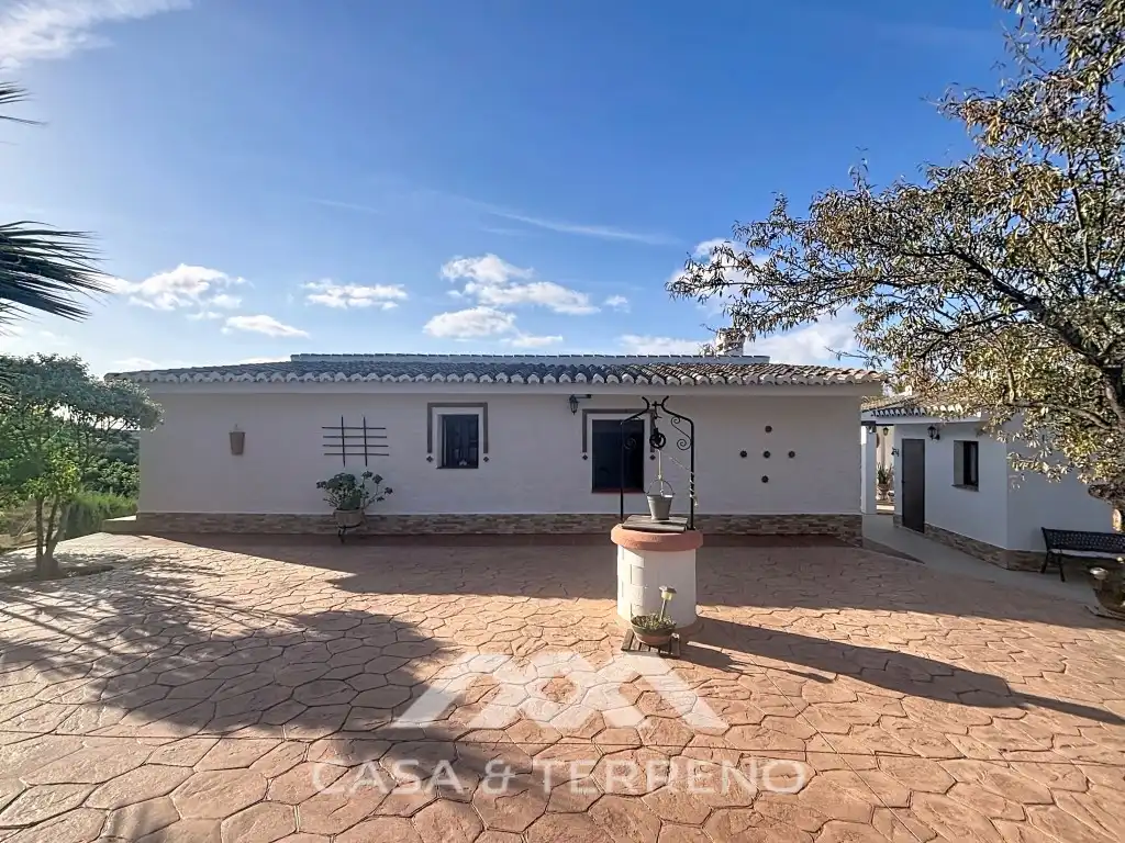Vista exterior de Casa o chalet en venta en Vélez-Málaga ciudad
