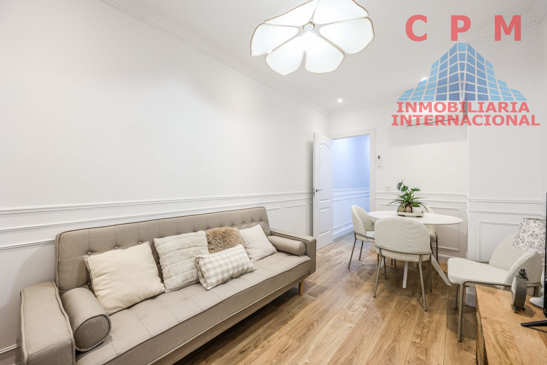 Sala d'estar de Pis de lloguer en  Madrid Capital amb Aire condicionat, Calefacció i Parquet