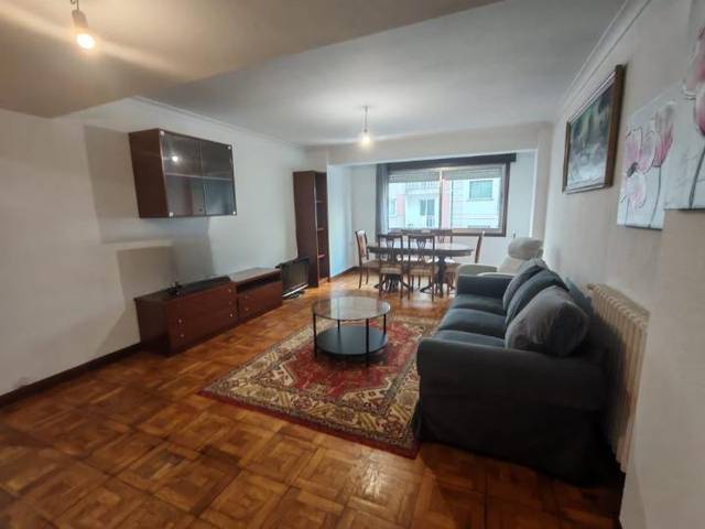 Piso en Venta en Calle CONDE TORRECEDEIRA en Berbés - Peritos