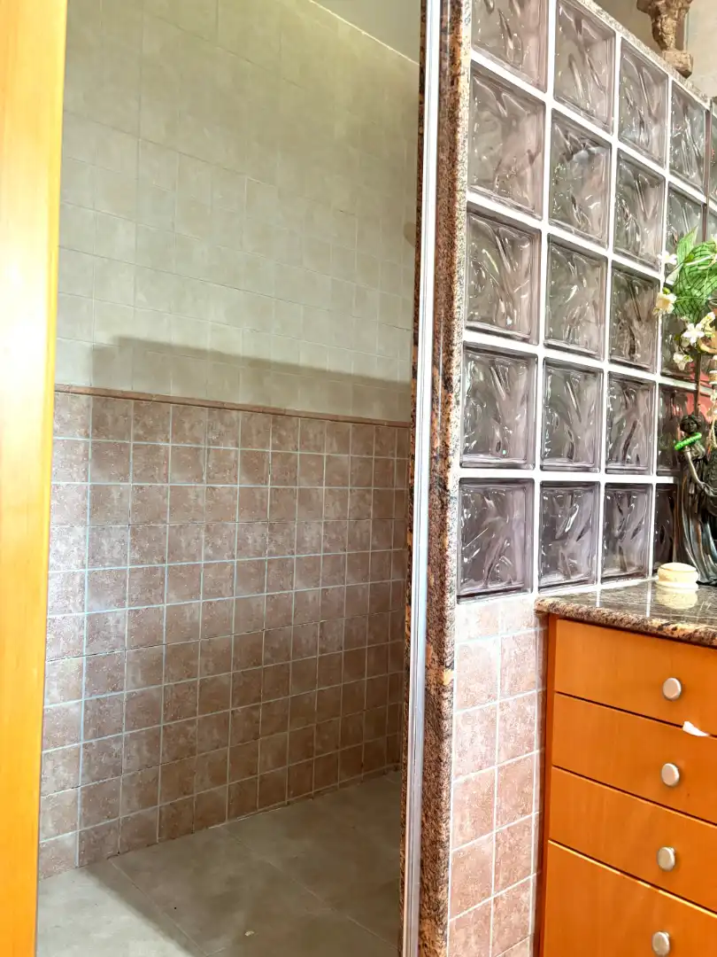 Baño de Casa o chalet en venta en Rubí con Aire acondicionado, Calefacción y Jardín privado