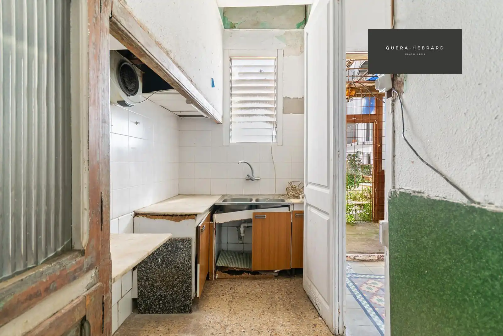 Kitchen of Detached homes for sale in Sant Cugat del Vallès  with Air Conditioner, Heating and Private garden